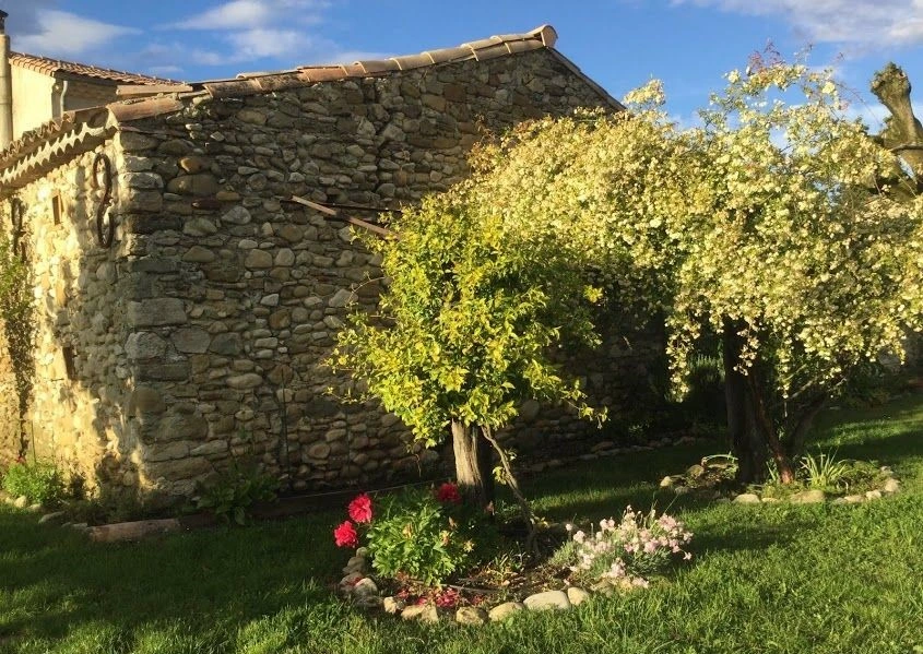 Ancienne ferme rénovée du XIXᵉ siècle en Drôme Provençale - France — photo 8