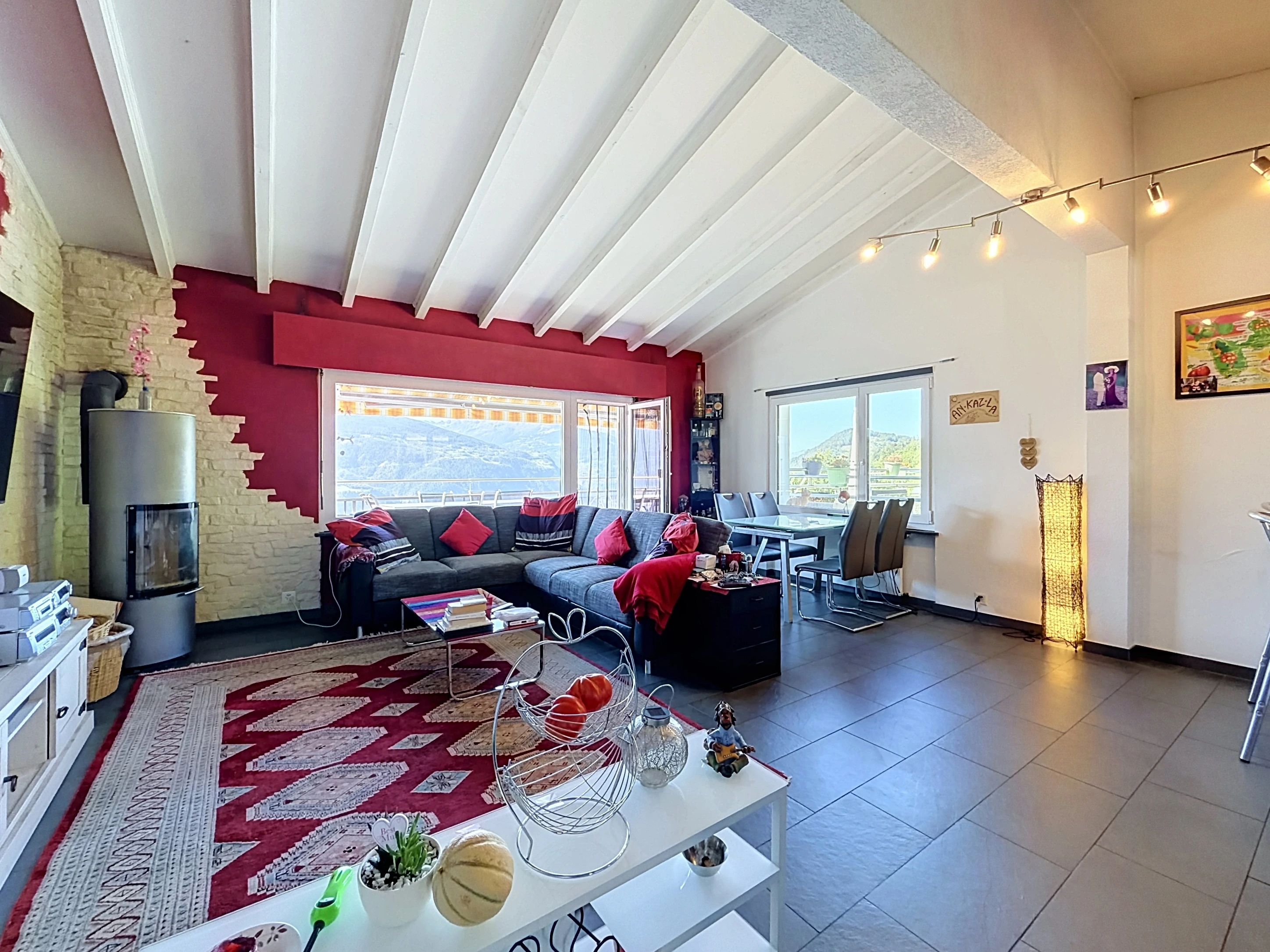 Spacieuse villa, vue panoramique et jacuzzi — photo 2