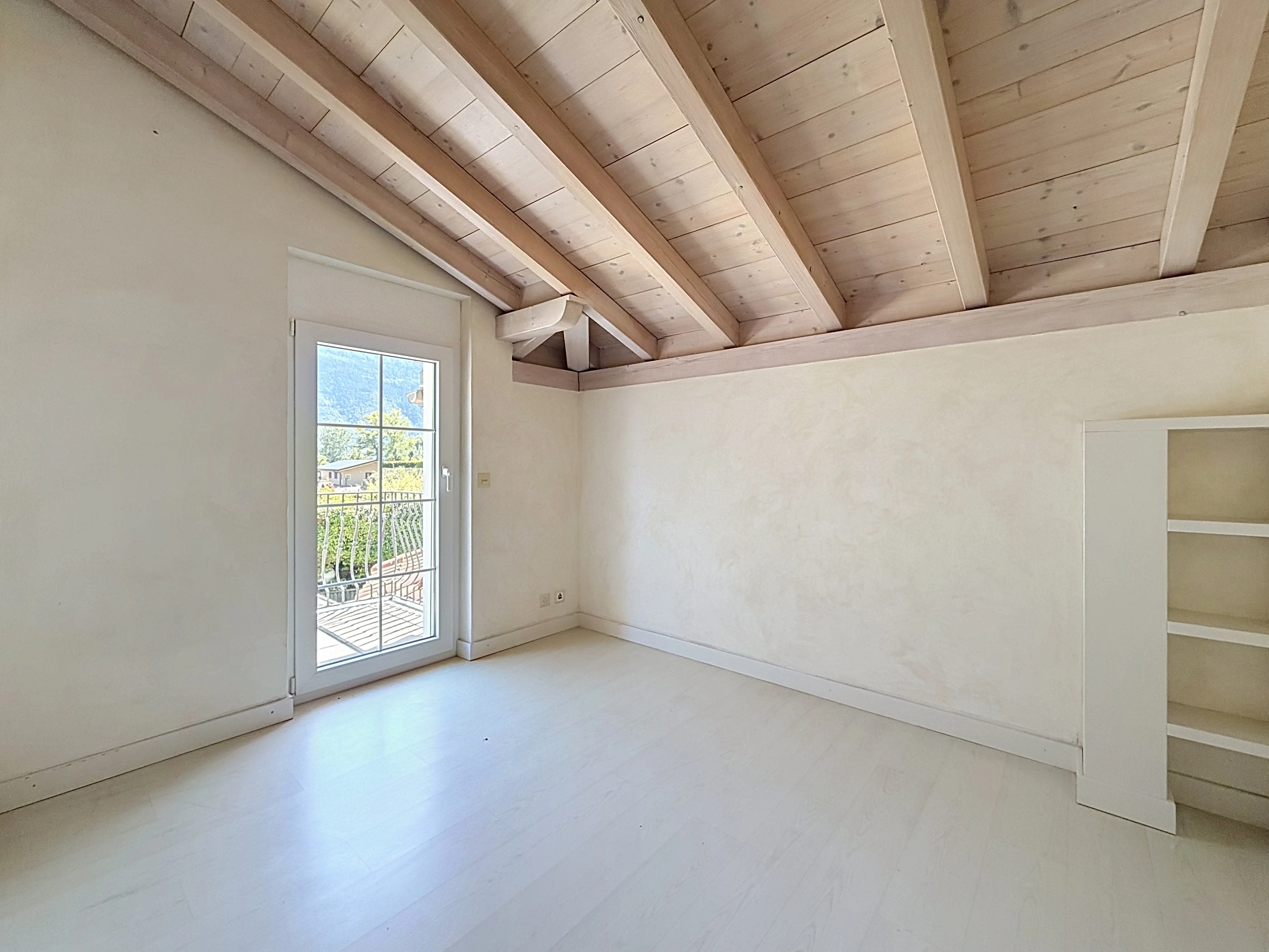 Spacieuse villa 5.5 pièces avec piscine et jardin — photo 12