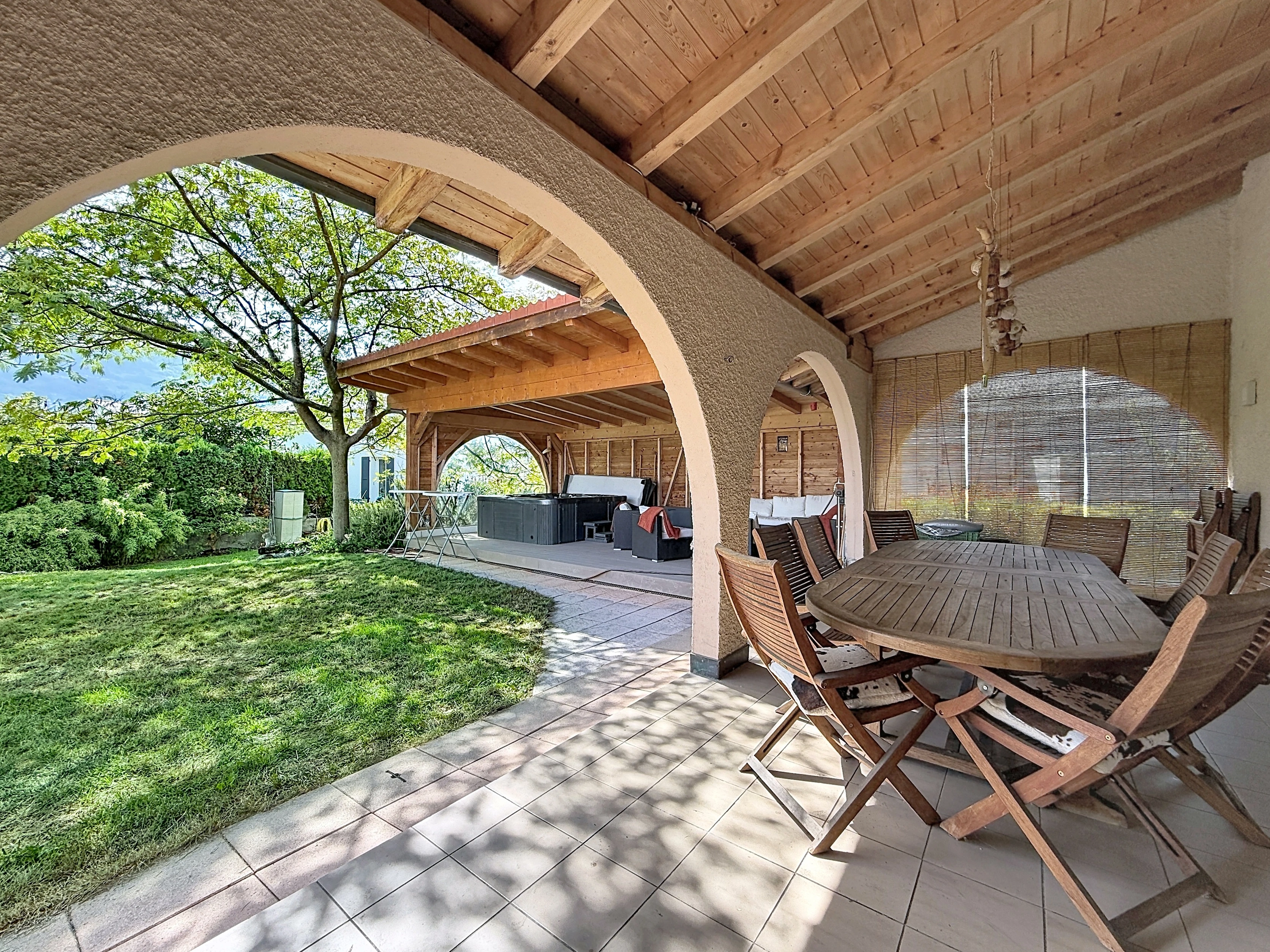 Spacieuse villa au calme, terrasse et jardin — photo 6